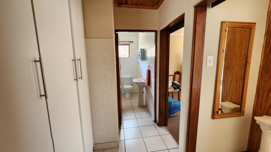 3 Bedroom Property for Sale in Hartenbos Central Western Cape